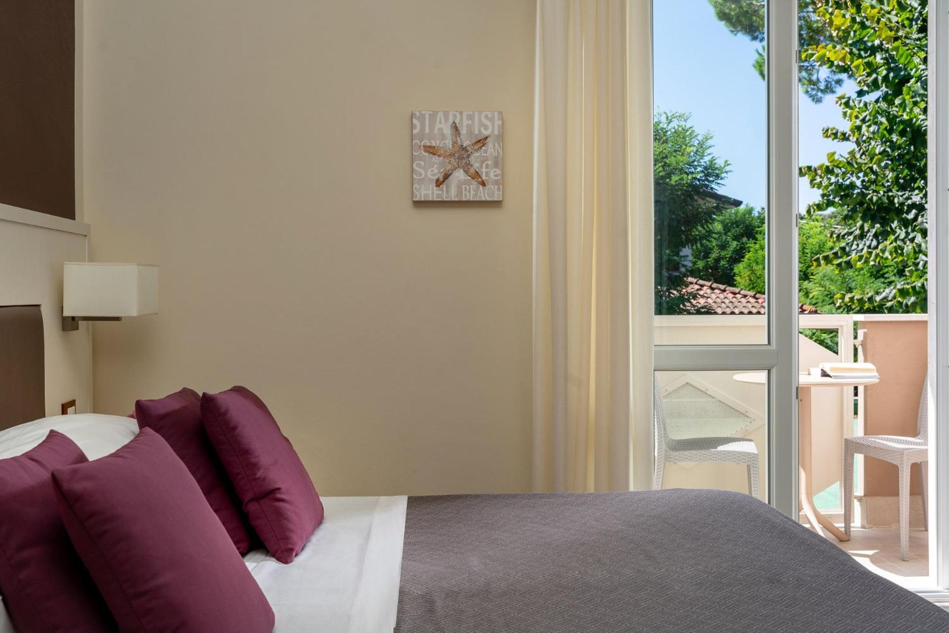 Hotel Azzurra Marina di Pietrasanta Exterior photo